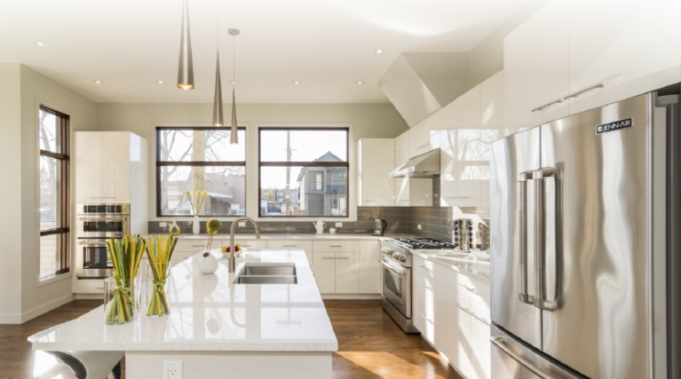 Why_White_Kitchens_are_Timeless?_featured_image